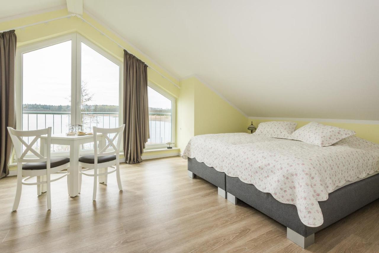 Luxus-See-Domizil Mit Sauna, Kamin Und Boot-130 Qm Fuer 6 Personen Krakow am See Luaran gambar