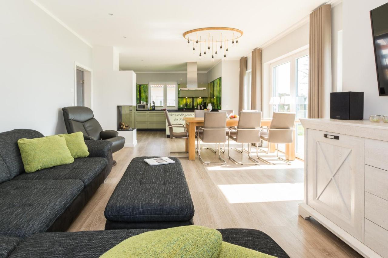 Luxus-See-Domizil Mit Sauna, Kamin Und Boot-130 Qm Fuer 6 Personen Krakow am See Luaran gambar