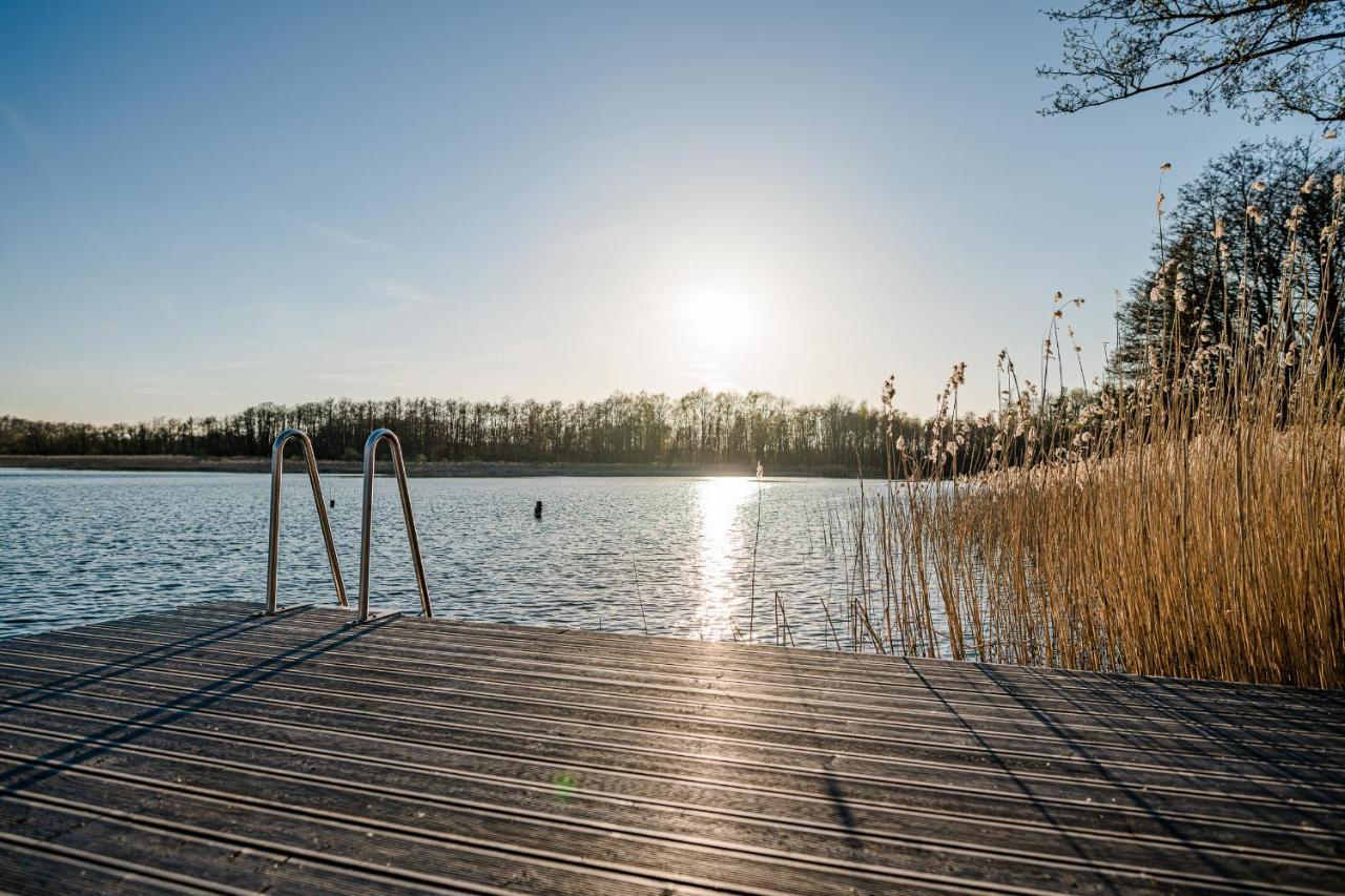 Luxus-See-Domizil Mit Sauna, Kamin Und Boot-130 Qm Fuer 6 Personen Krakow am See Luaran gambar